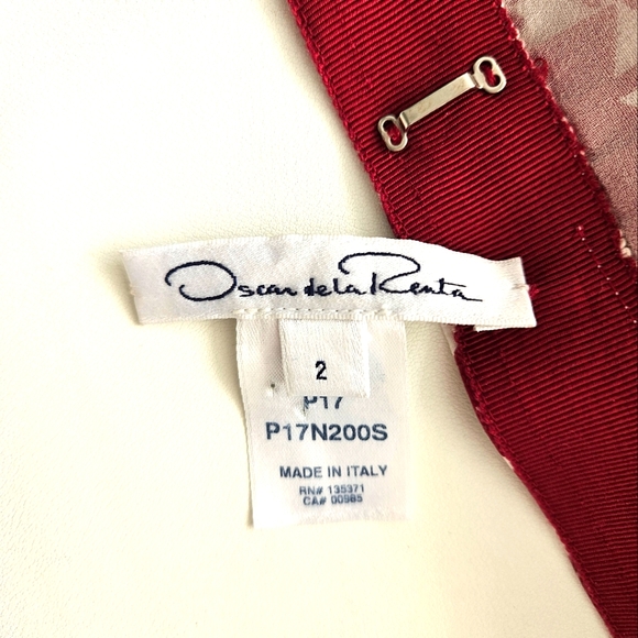 Oscar de la Renta 100% Silk Skirt, Size 2 - Picture 4 of 6